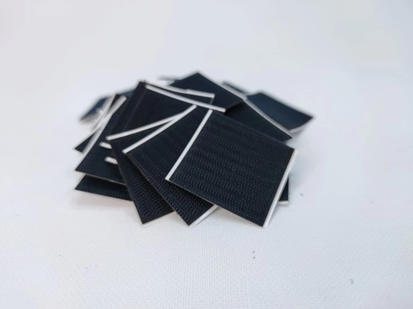 Quadrate selbstklebend